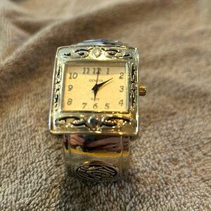 Vintage Geneva Elite watch